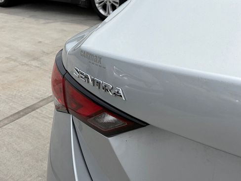 Used 2023 Nissan Sentra SV FWD image 5