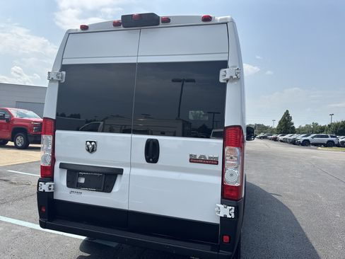 Used 2021 RAM ProMaster 2500 FWD image 6