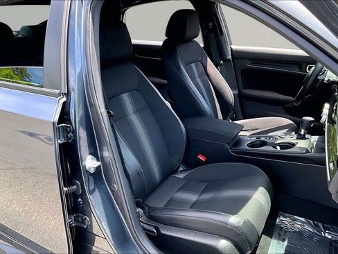 Certified 2025 Honda Civic Sport image 19