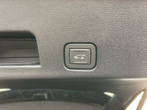 New 2026 Chevrolet Traverse RS w/ LPO, Floor Liner Package image 33