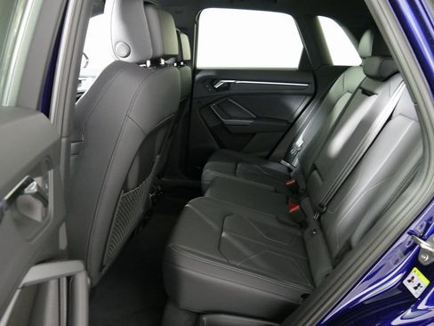 New 2025 Audi Q3 2.0T Premium image 28