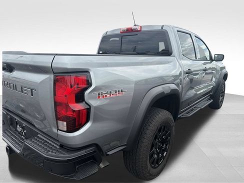 Used 2026 Chevrolet Colorado Trail Boss AWD/4WD image 31