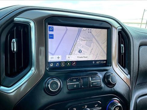 Used 2019 Chevrolet Silverado 1500 High Country w/ Technology Package image 19