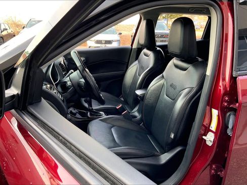 Used 2021 Jeep Compass Limited w/ Sun and Sound Group AWD/4WD image 9