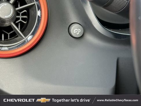 Used 2022 Chevrolet Camaro LT RWD image 27