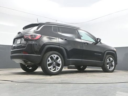 Used 2018 Jeep Compass Limited AWD/4WD image 39