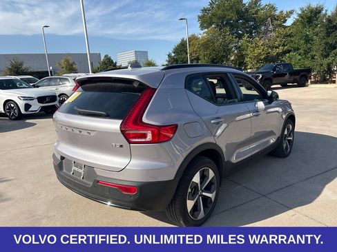Used 2026 Volvo XC40 B5 Plus AWD/4WD image 5