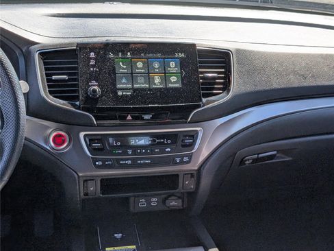 Used 2025 Honda Passport EX-L image 17