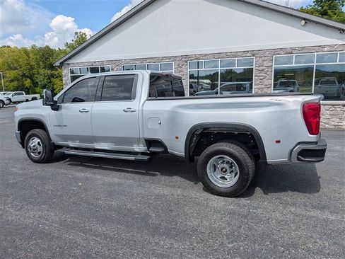 Used 2021 Chevrolet Silverado 3500 LTZ w/ LTZ Plus Package AWD/4WD image 4