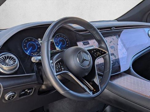 Used 2025 Mercedes-Benz EQS 450+ SUV image 9