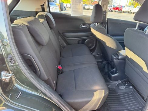 Used 2018 Honda HR-V LX image 27