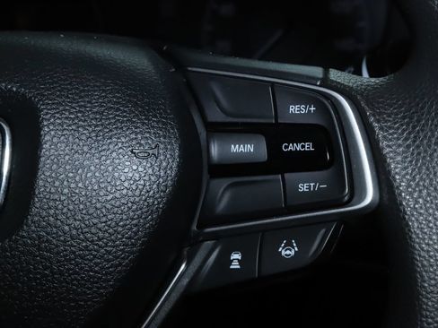 Used 2020 Honda Accord EX image 24