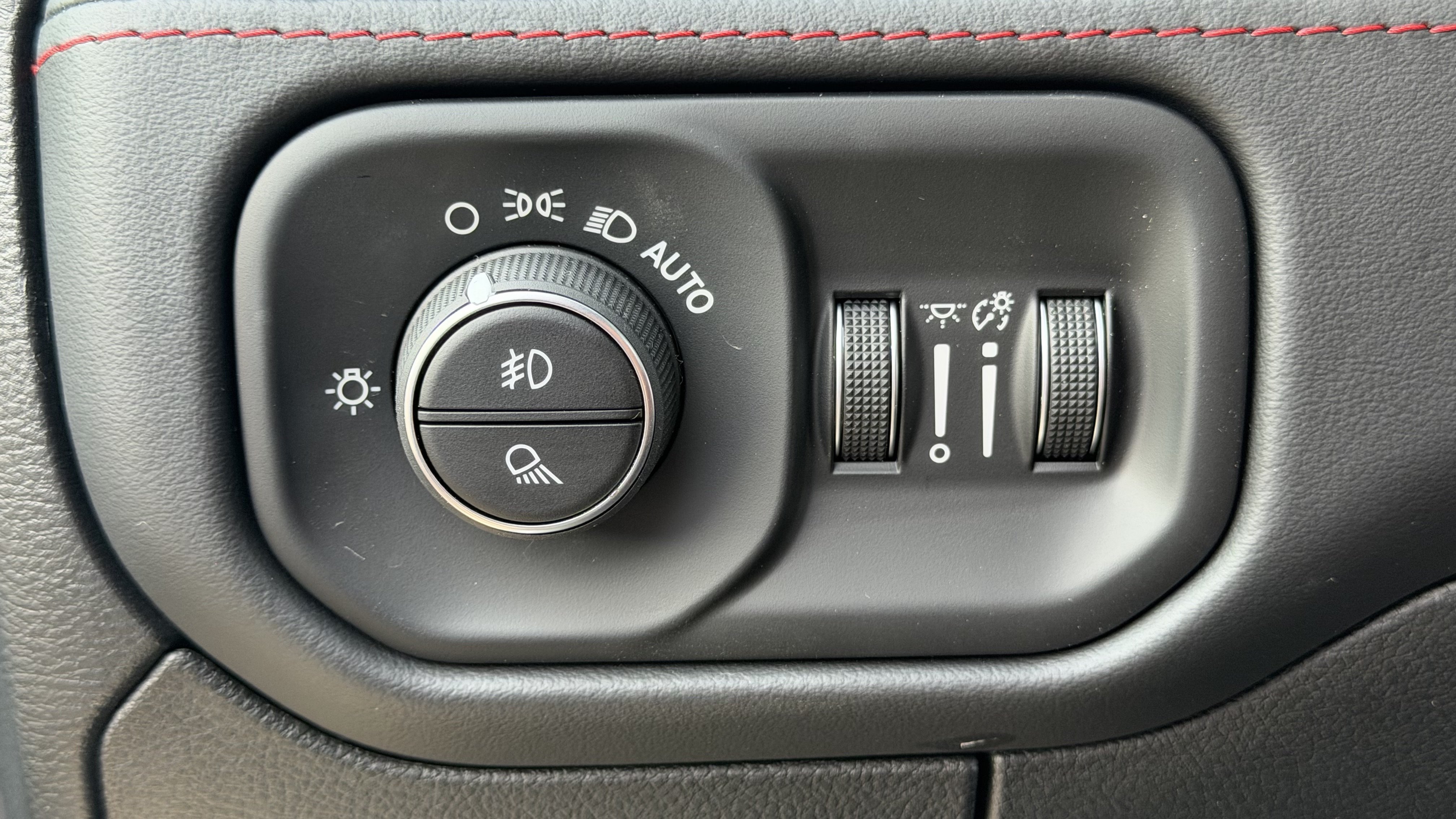 New 2026 RAM 1500 RHO w/ RHO Level 1 Equipment Group AWD/4WD image 23