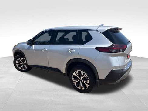 Certified 2021 Nissan Rogue SV FWD image 6