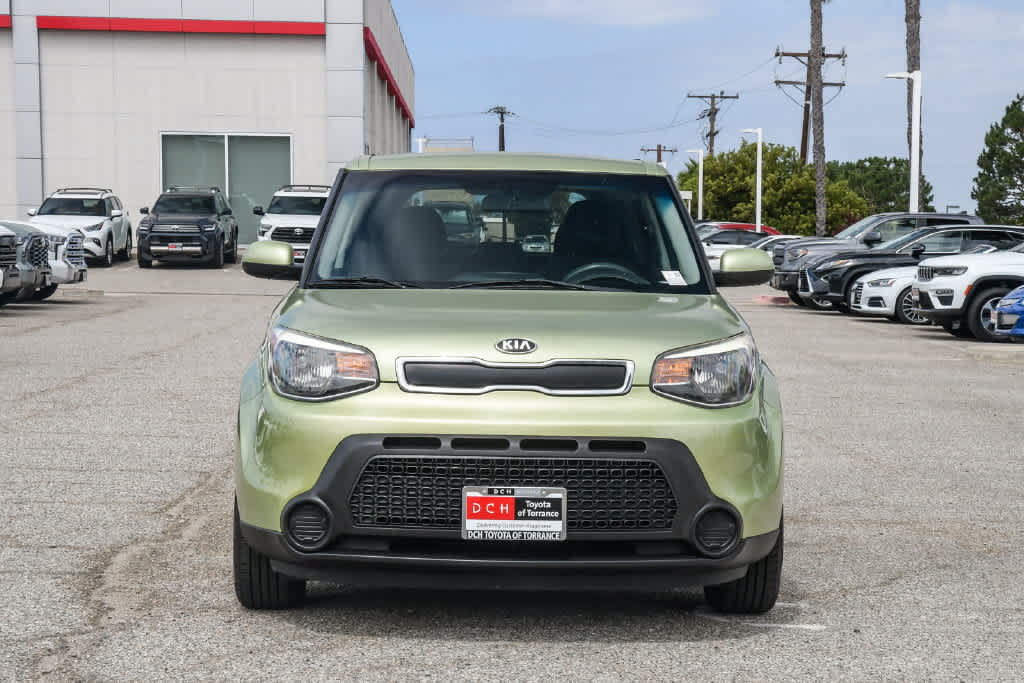 Used 2015 Kia Soul FWD image 2