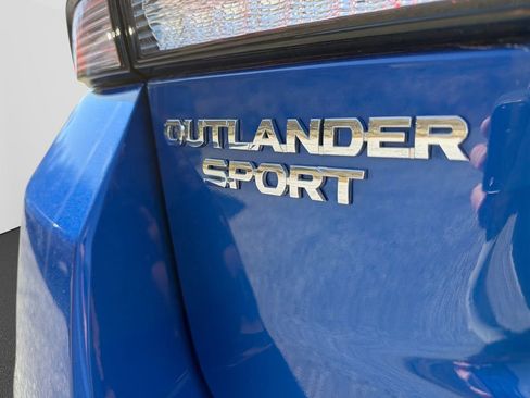 Used 2025 Mitsubishi Outlander Sport AWD image 37