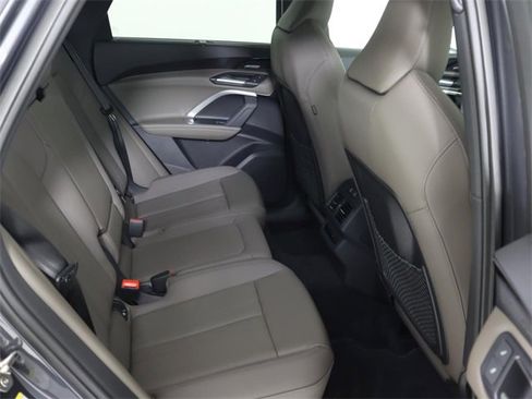 New 2025 Audi Q5 Premium Plus image 14