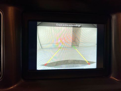 Used 2022 Dodge Charger SXT image 15