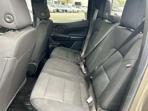 Used 2023 Chevrolet Colorado W/T image 17