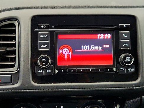 Used 2019 Honda HR-V LX image 18