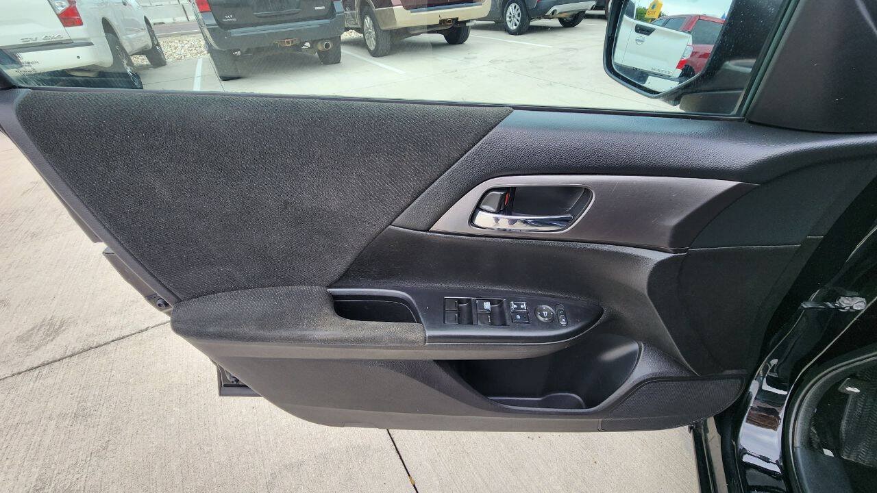 Used 2013 Honda Accord LX image 11