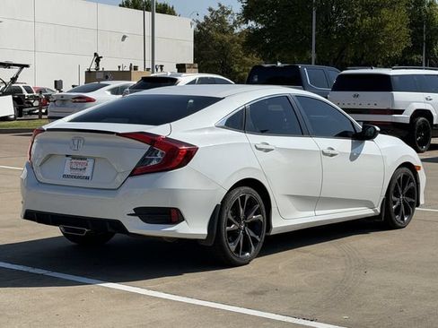 Used 2021 Honda Civic Sport image 4
