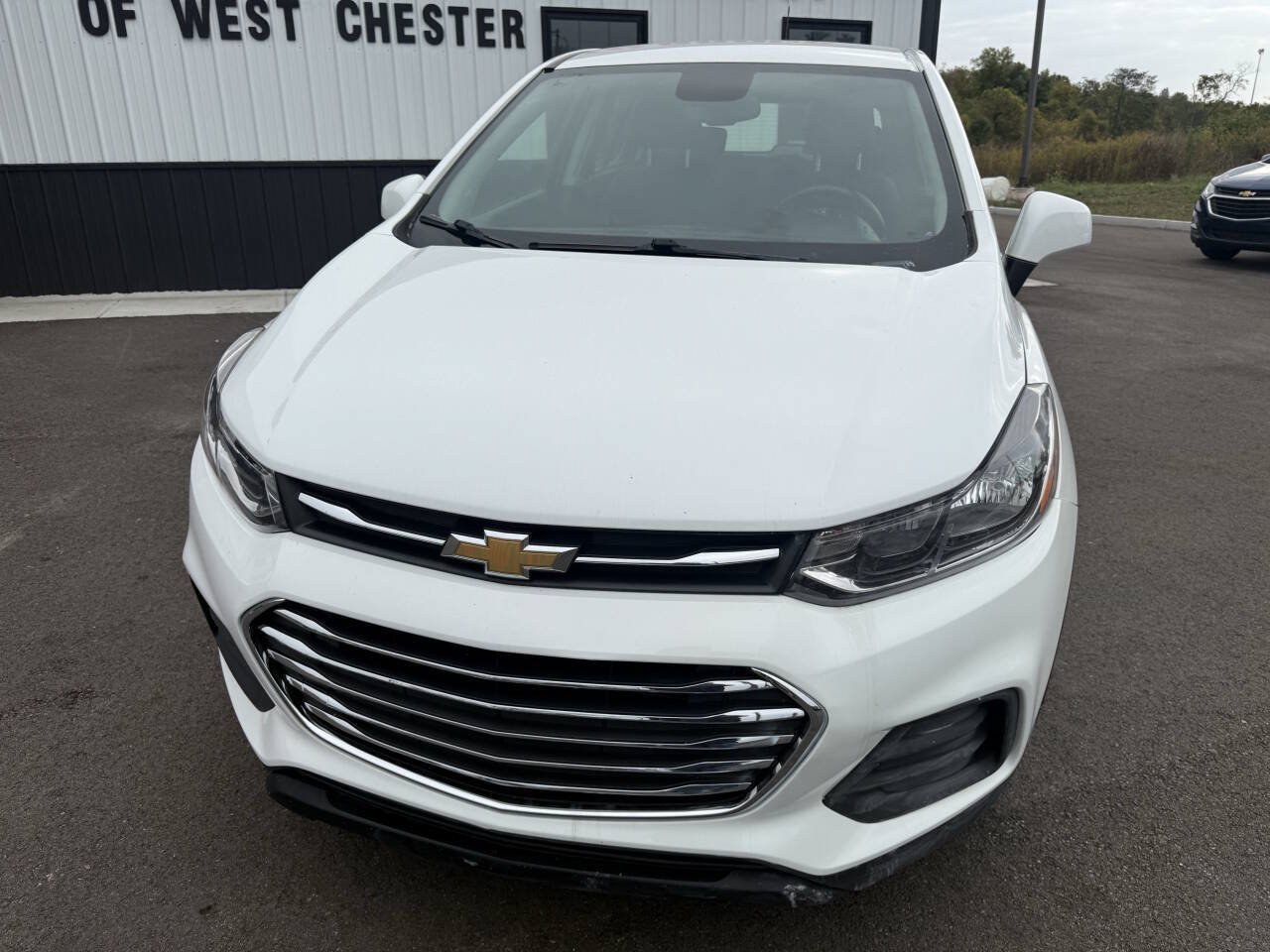 Used 2021 Chevrolet Trax LS AWD/4WD image 2