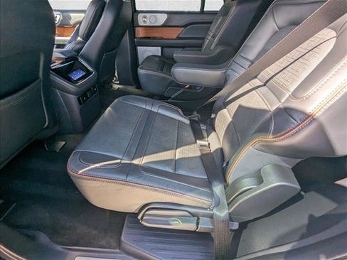 Used 2022 Lincoln Navigator Black Label image 20