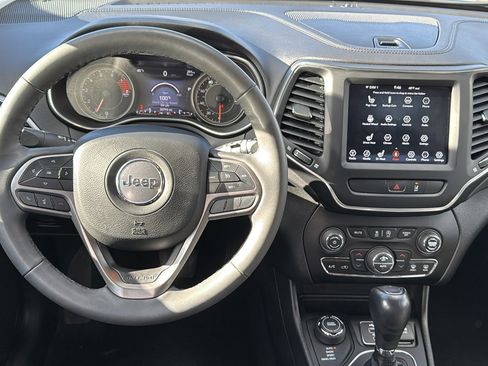 Certified 2022 Jeep Cherokee Latitude Lux image 27