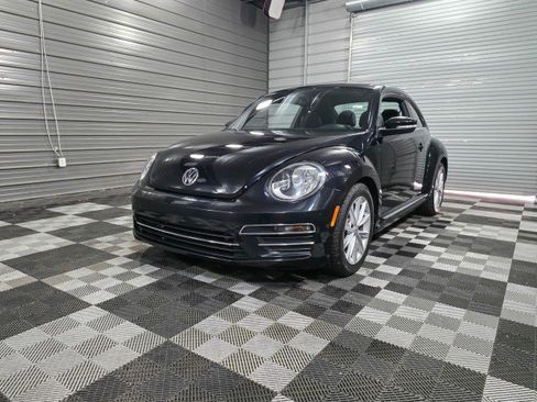 Used 2019 Volkswagen Beetle 2.0T SE FWD image 39