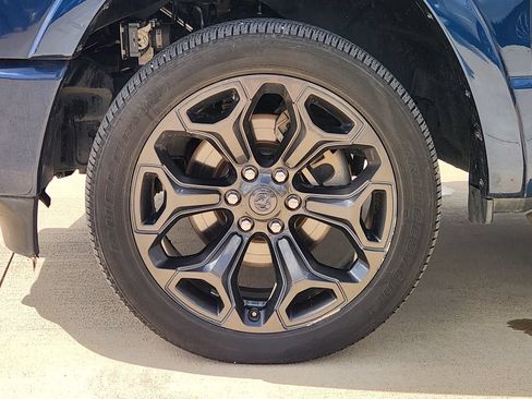 Used 2021 RAM 1500 Limited w/ Night Edition AWD/4WD image 10