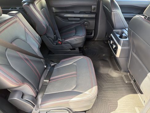 Used 2024 Ford Expedition Max Limited image 30