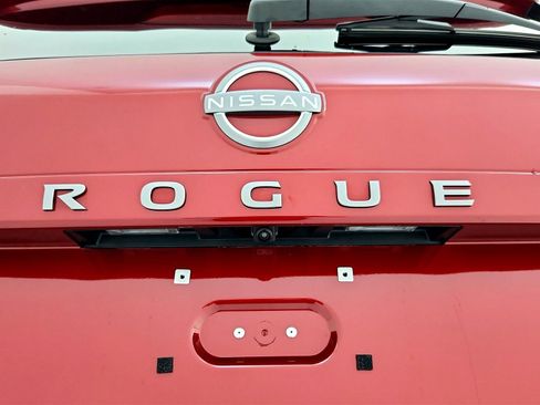 Used 2024 Nissan Rogue SL w/ SL Premium Package image 51