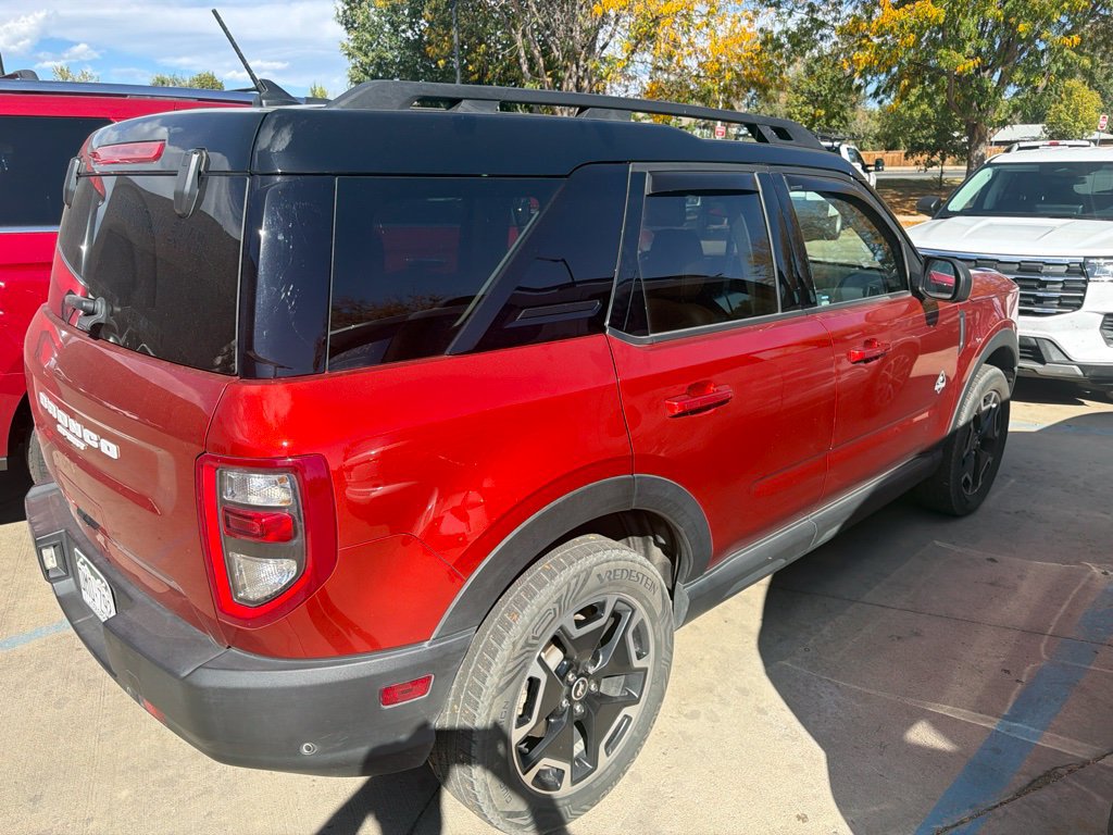 Used 2022 Ford Bronco Sport Outer Banks w/ Tech Package AWD/4WD image 3