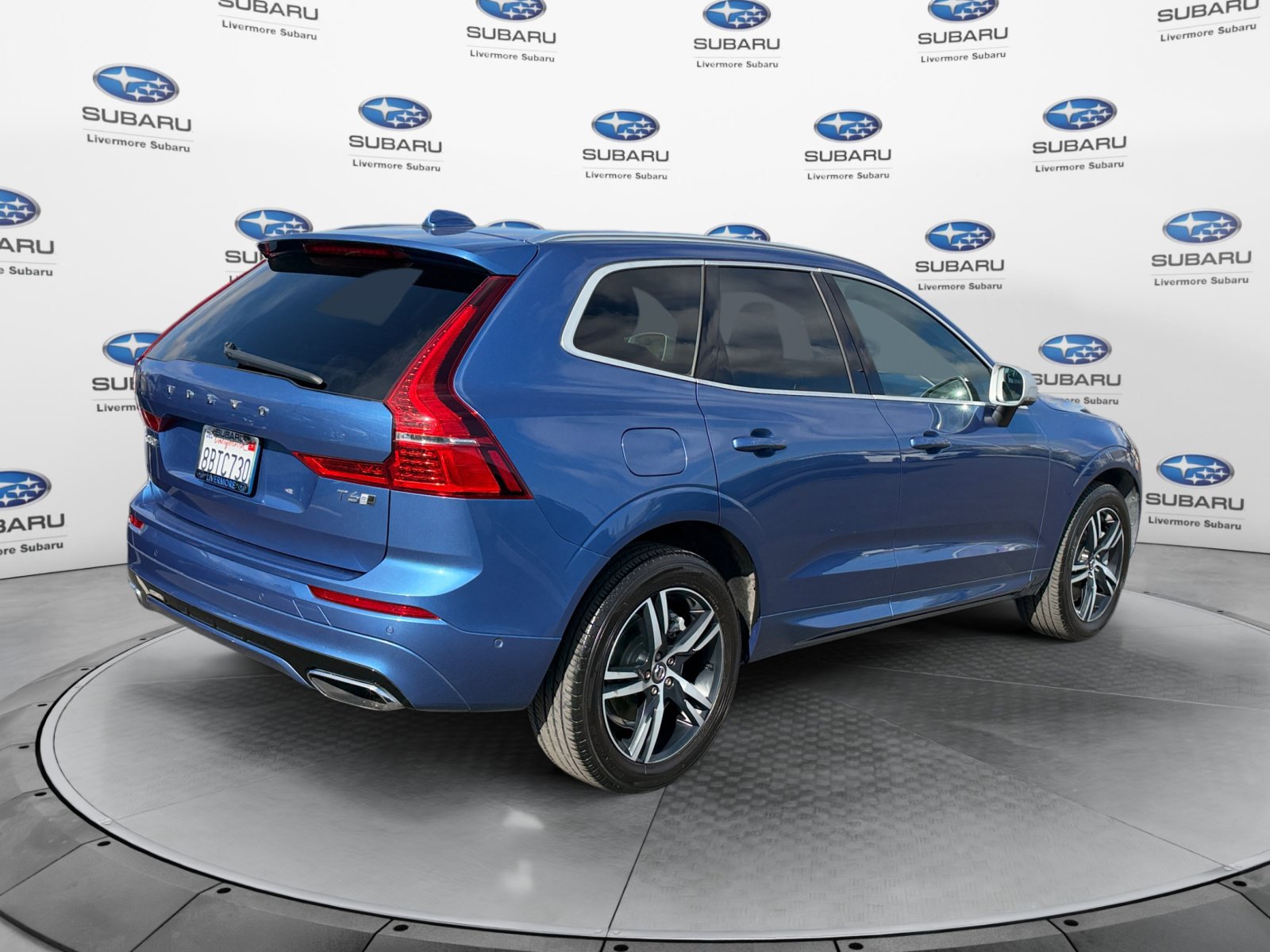 Used 2018 Volvo XC60 T6 R-Design w/ Convenience Package AWD/4WD image 6