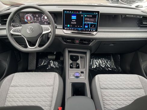 New 2026 Volkswagen Tiguan S image 25