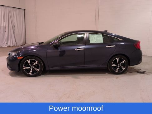 Used 2018 Honda Civic Touring image 6