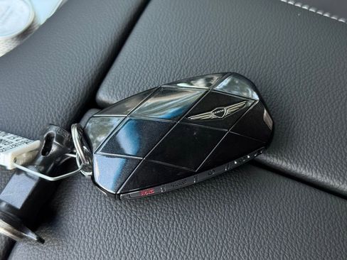 New 2026 Genesis GV80 2.5T Advanced image 41