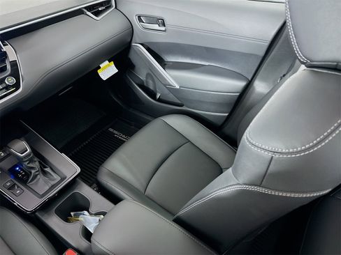 New 2026 Toyota Corolla Cross XLE image 24