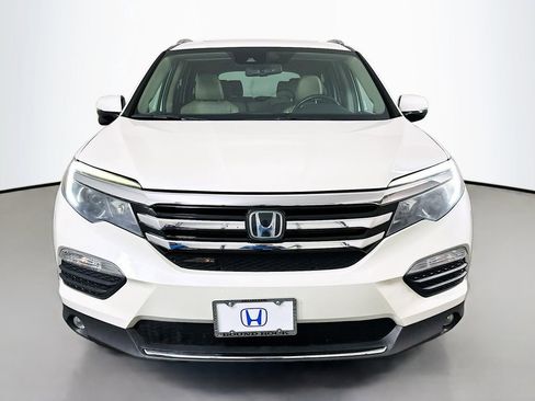 Used 2016 Honda Pilot Touring image 2