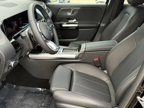 Used 2025 Mercedes-Benz GLA 250 image 24