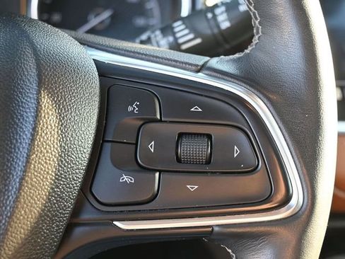 Used 2021 Buick Encore GX Essence w/ Experience Buick Package image 33