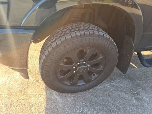 Used 2022 RAM 2500 Laramie w/ Night Edition AWD/4WD image 7