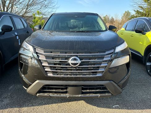 New 2026 Nissan Rogue S image 2