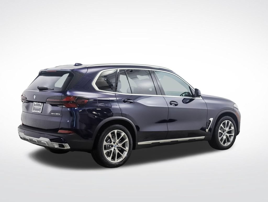 Used 2026 BMW X5 xDrive50e w/ Climate Comfort Package AWD/4WD image 5