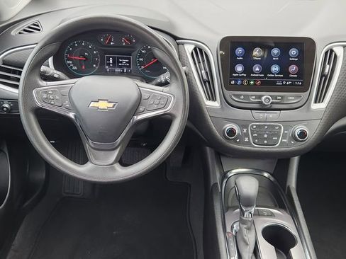 Used 2024 Chevrolet Malibu LT image 25