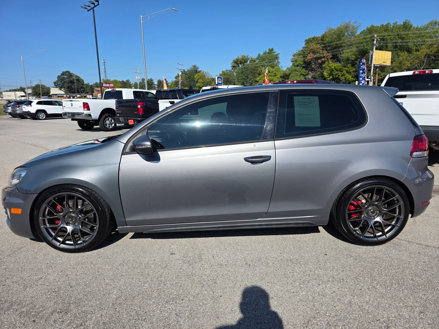 Used 2010 Volkswagen GTI 2-Door FWD image 2