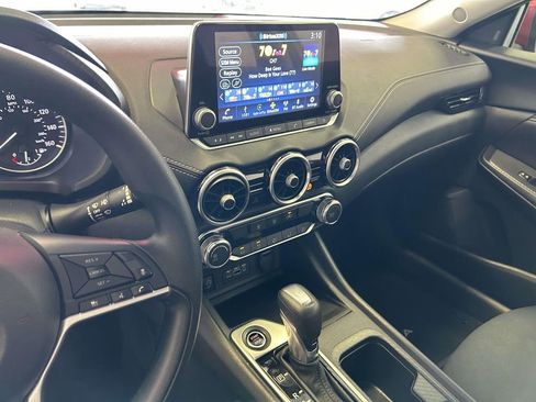 Used 2024 Nissan Sentra SV FWD image 21