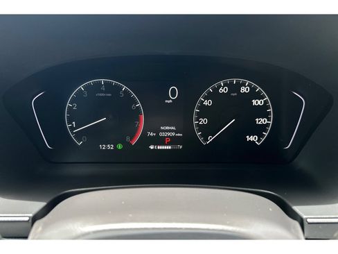 Used 2025 Honda Pilot EX-L image 42