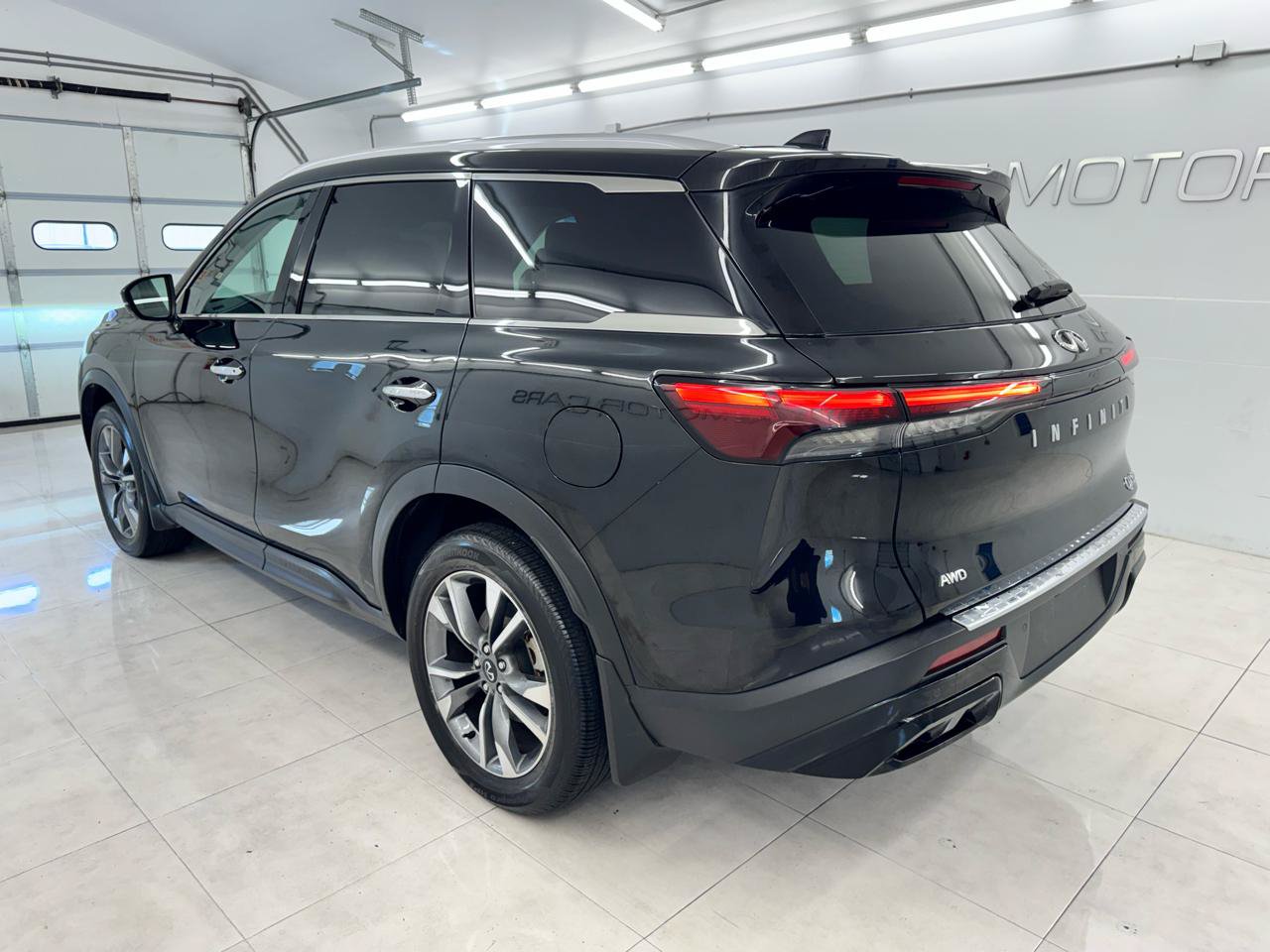 Used 2023 INFINITI QX60 Luxe w/ Cargo Package AWD/4WD image 7